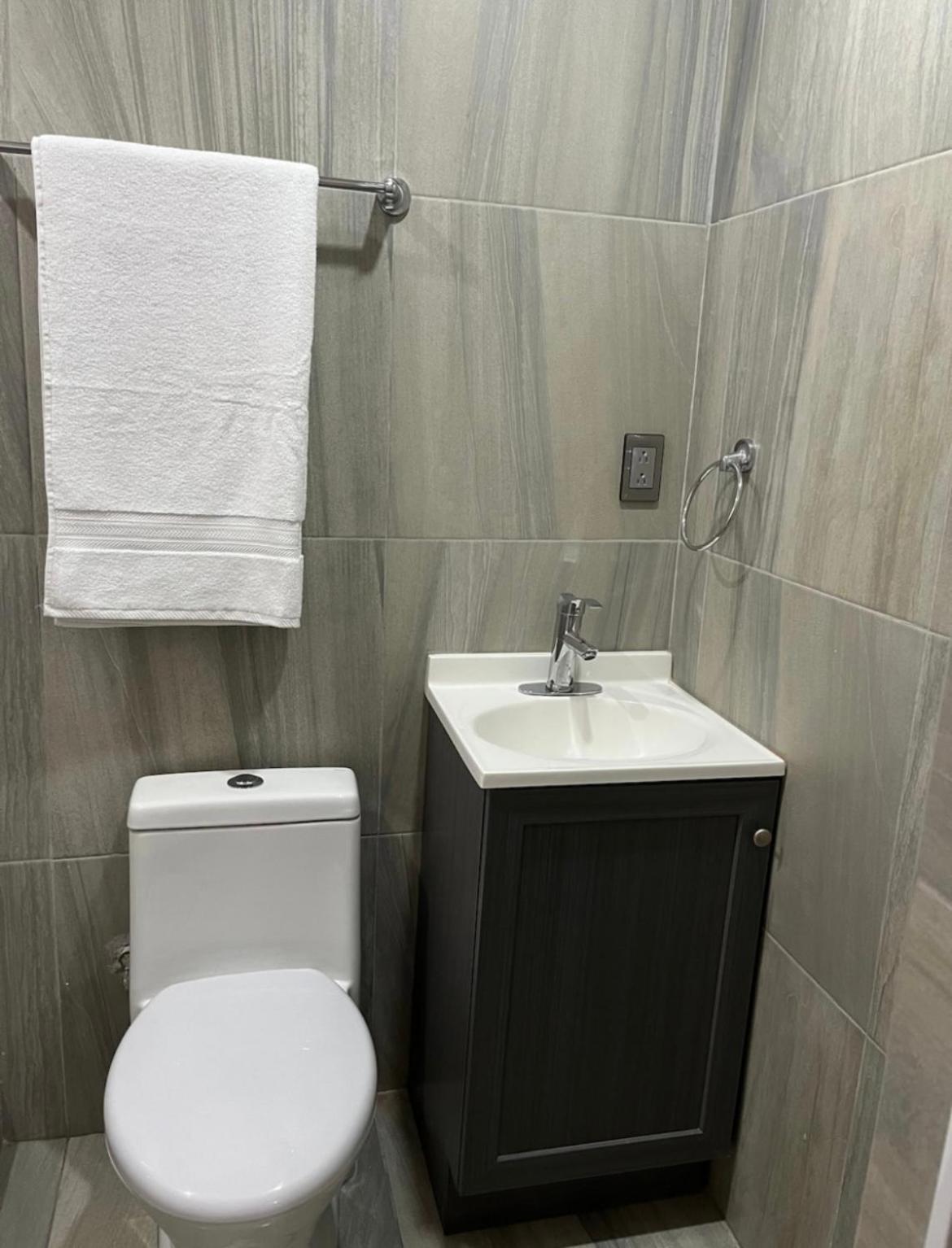 Apartamentos Aeropuerto Сьюдад-Хуарес Экстерьер фото